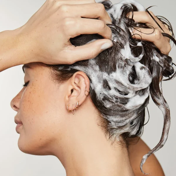 HydraSoft Shampoo - Image 3